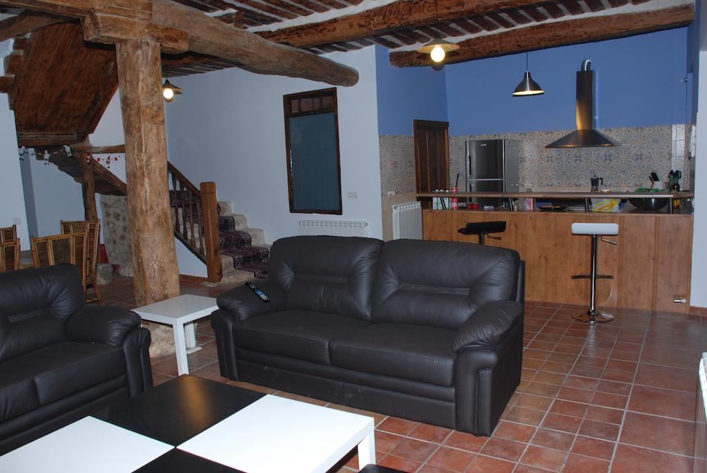 Casa Rural Margarita'S Sotillo de la Ribera Room photo